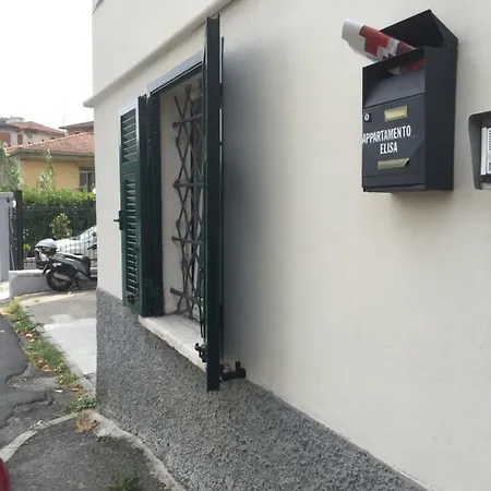 Elisa Apartman *